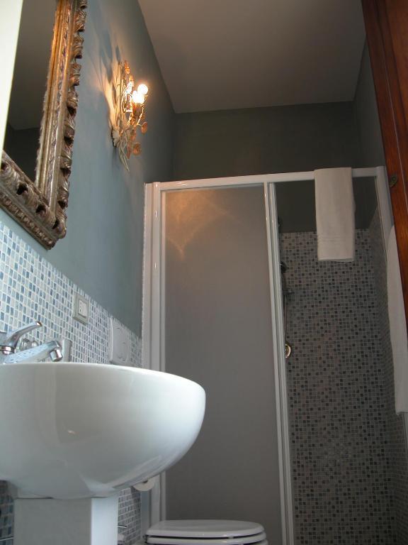Villa Patrizia B&B Lucca Phòng bức ảnh